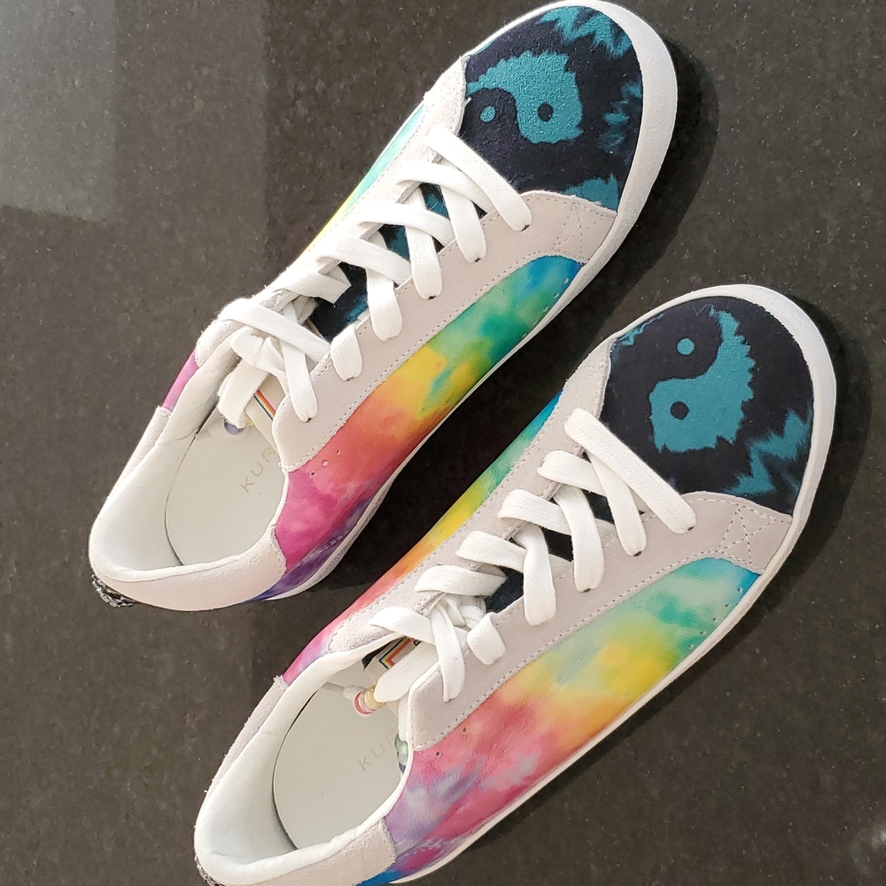 NWT Kurt Geiger Lexi Eagle Tie Dye Leather Sneakers Multi Color